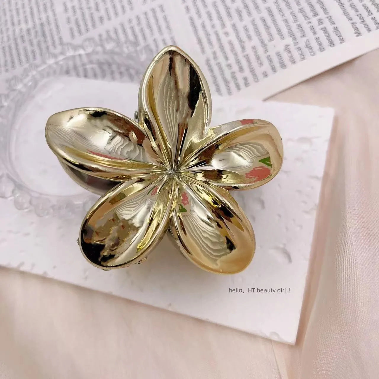 1/2 Pcs Fashion Simple Shiny Egg Flower Hair Claws