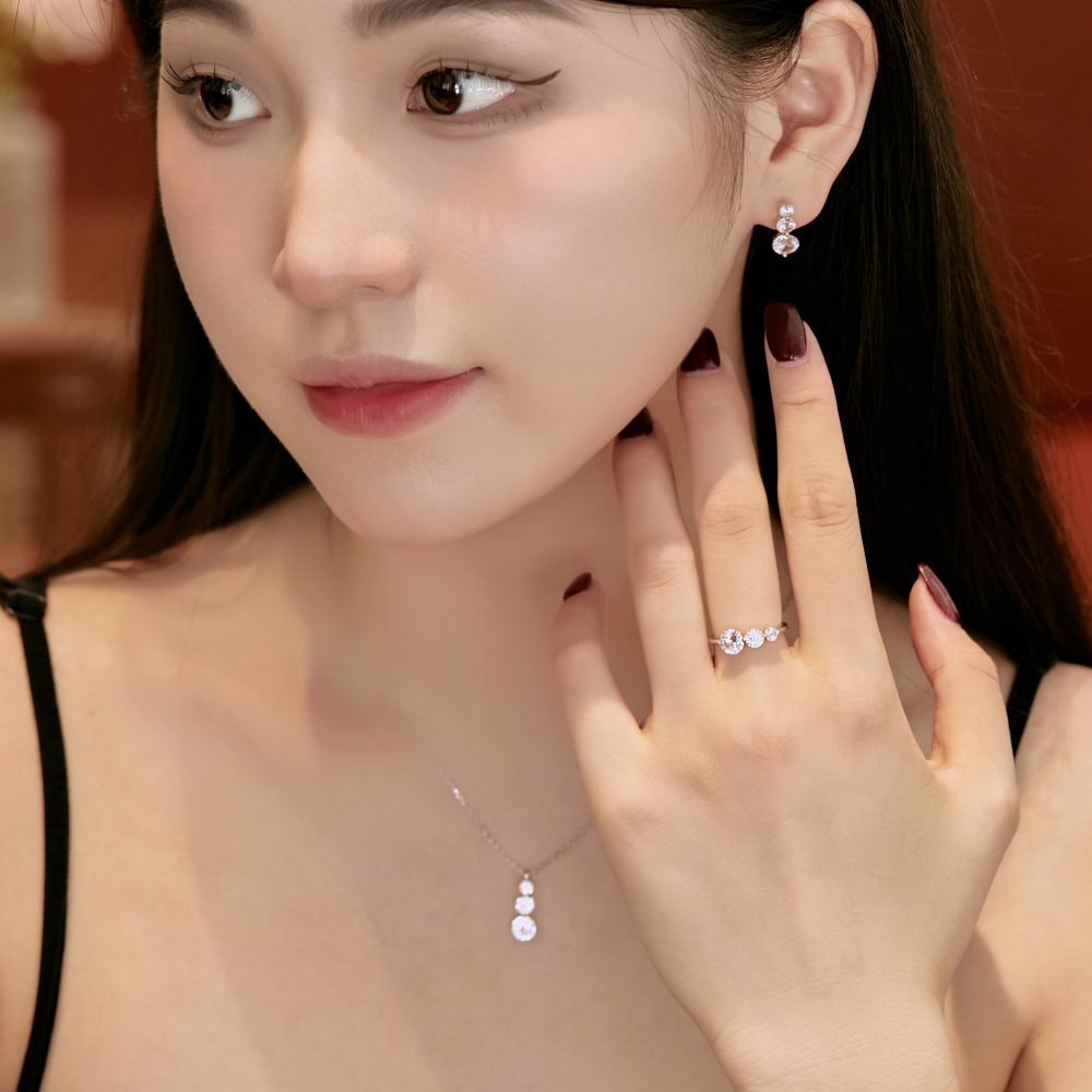 S925 Sterling Silver Round Zircon Ring Necklace And Earring Suit - Norellé