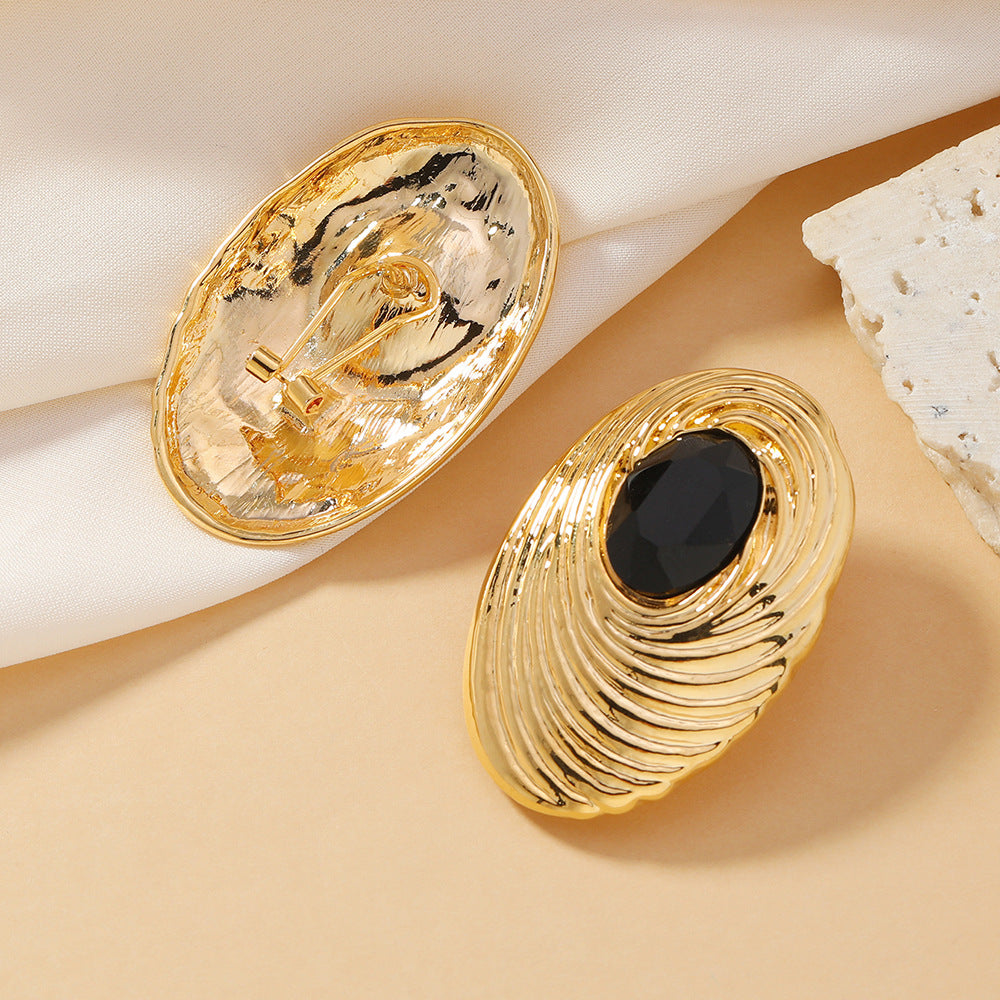 Women's Vintage Court Style Cocoon-shaped Oval Earrings - Norellé