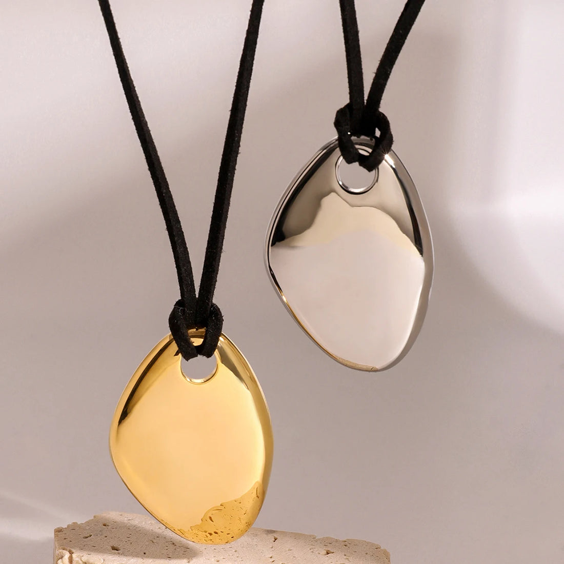 Stainless Steel Personalized fashion Irregular Glossy Pendant