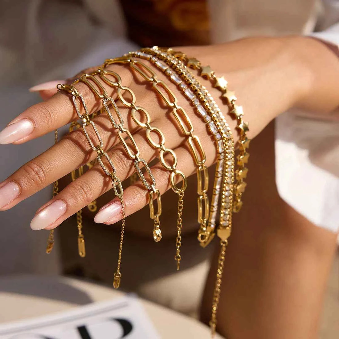 Stainless Steel White Rhinestone Paper Clip Hollow Bracelet