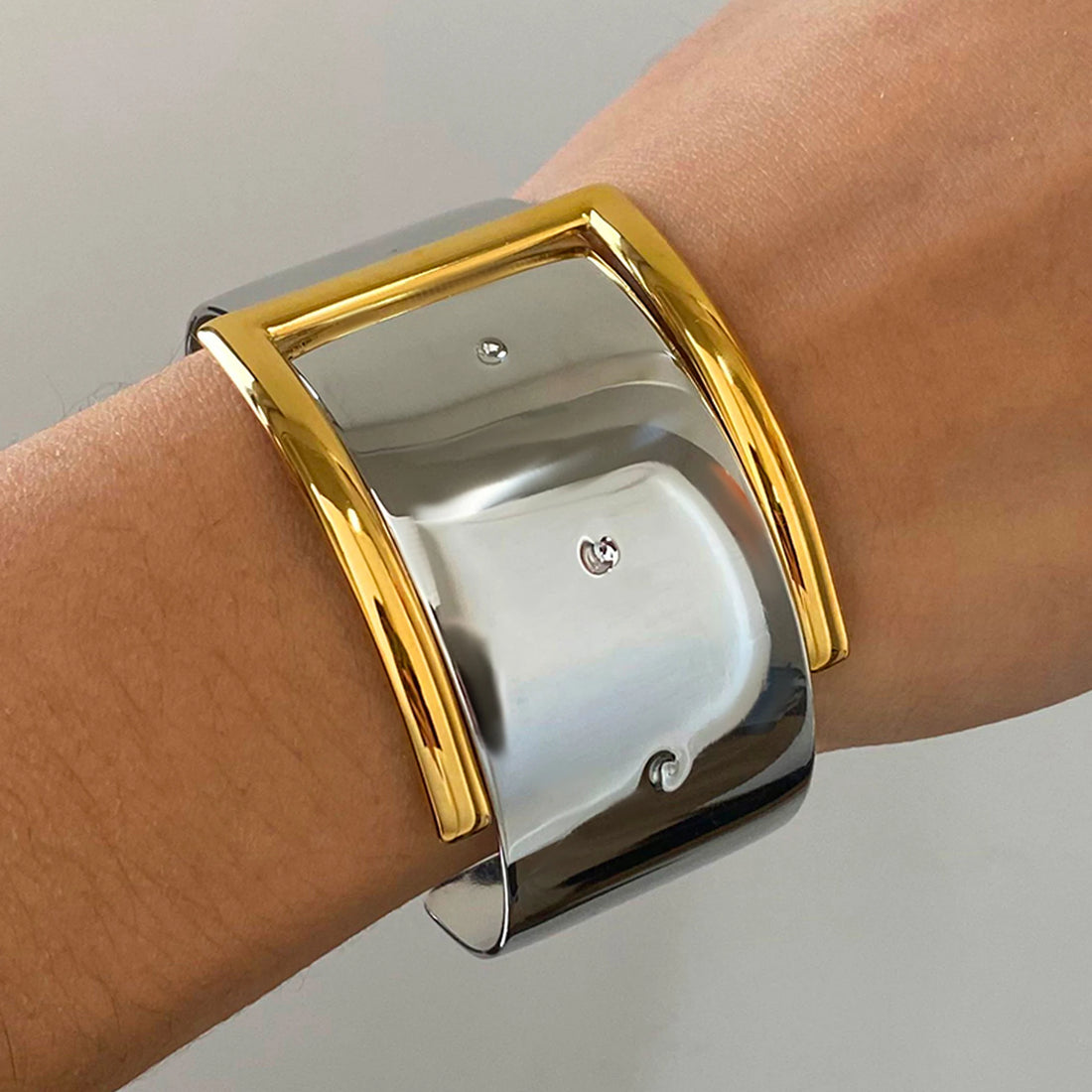 Buckle Design Bracelet Stainless Steel Gold Silver Color