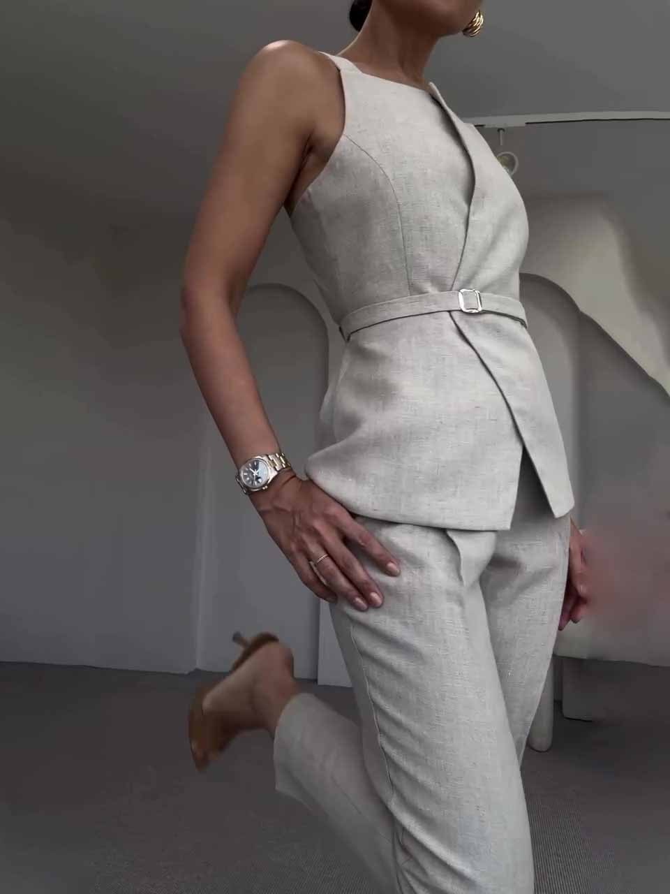 Linen Sleeveless  Top & Cropped Pants Set - Norellé