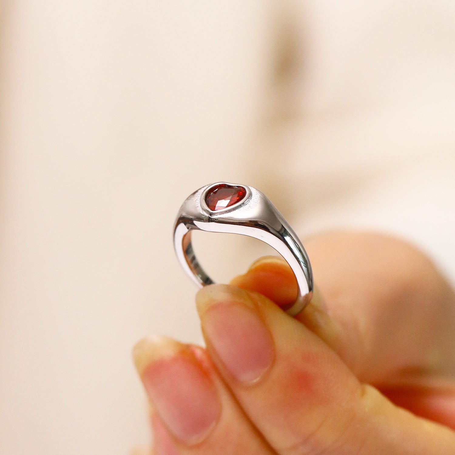 Design Heart-shaped Inlaid Zircon Titanium Steel Ring For Women - Red Diamond / No 10 - electronic accessories