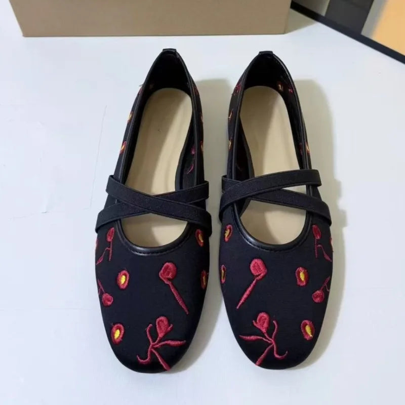 Embroidered Floral Women Shoes - Red / 36