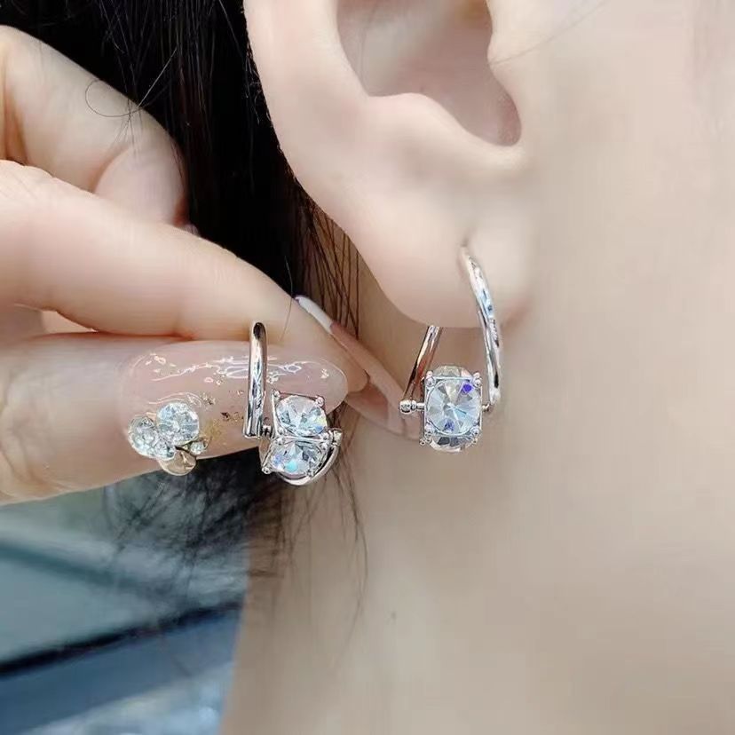 Fashion Unique Design Earrings - Silver - electronic accessories