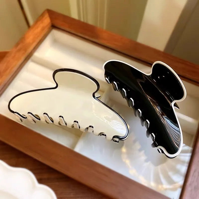 Geometric Claw Clip for Women