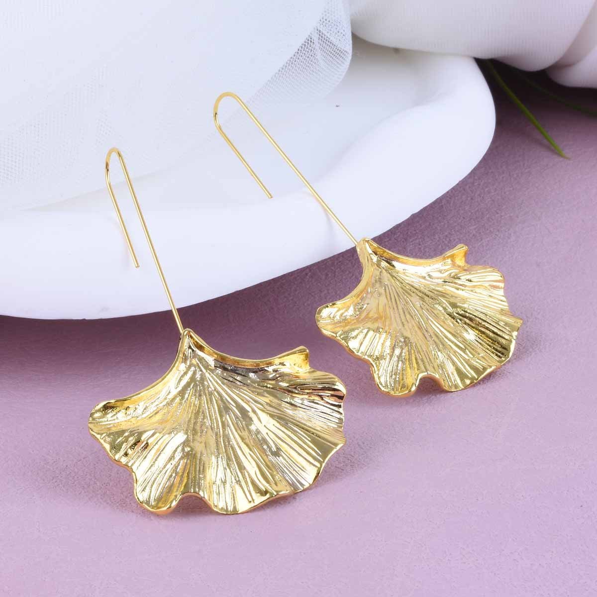 Ginkgo Leaf Alloy Texture Earrings - electronic accessories