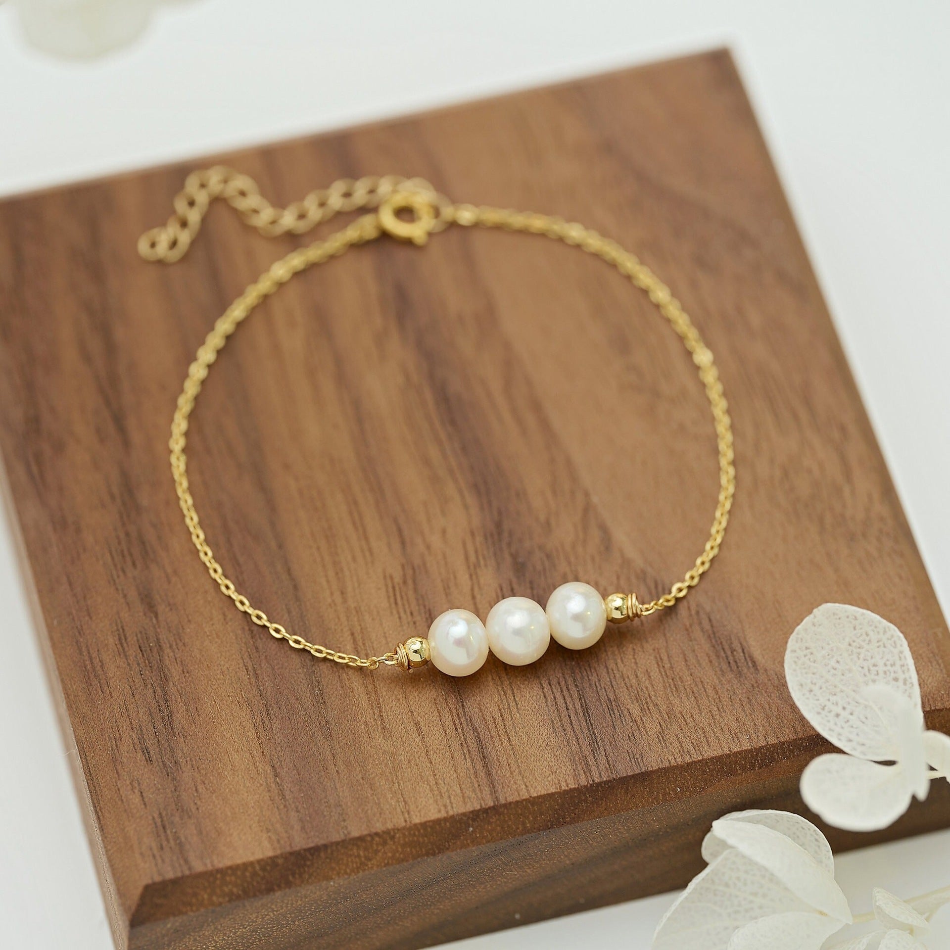 Gold Three Natural Freshwater Pearl Bracelet - electronic accessories