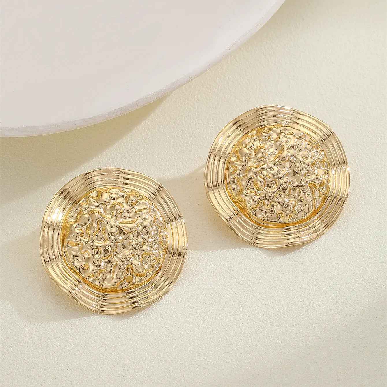 Golden Retro Easy Matching Eardrops Earrings - electronic accessories