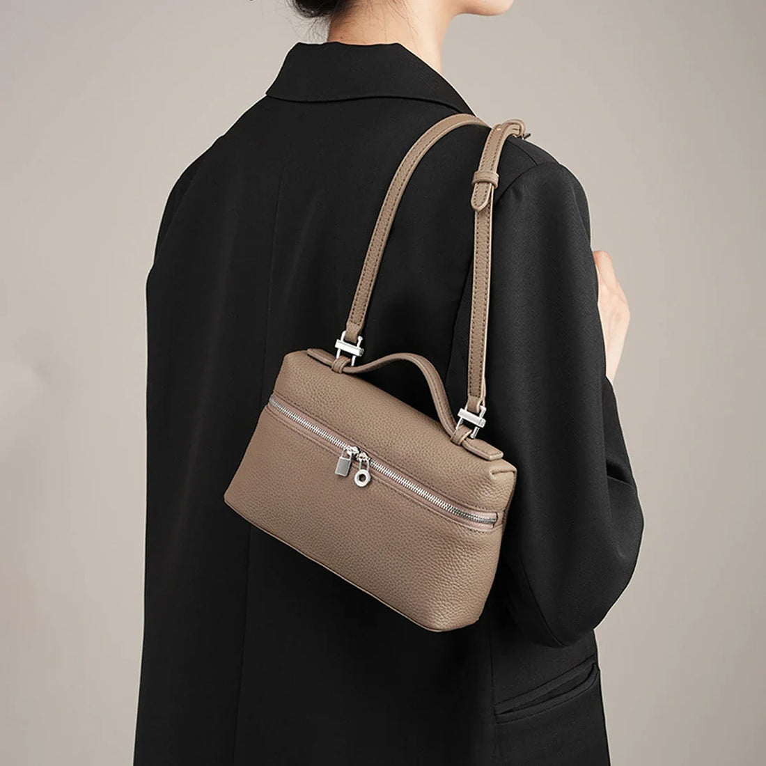 Lychee Pattern Lunch Box Messenger Bag - heise