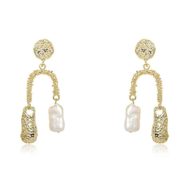 Natural Baroque Pearl Earrings Women’s Elegant U-shaped - Gold - electronic accessories