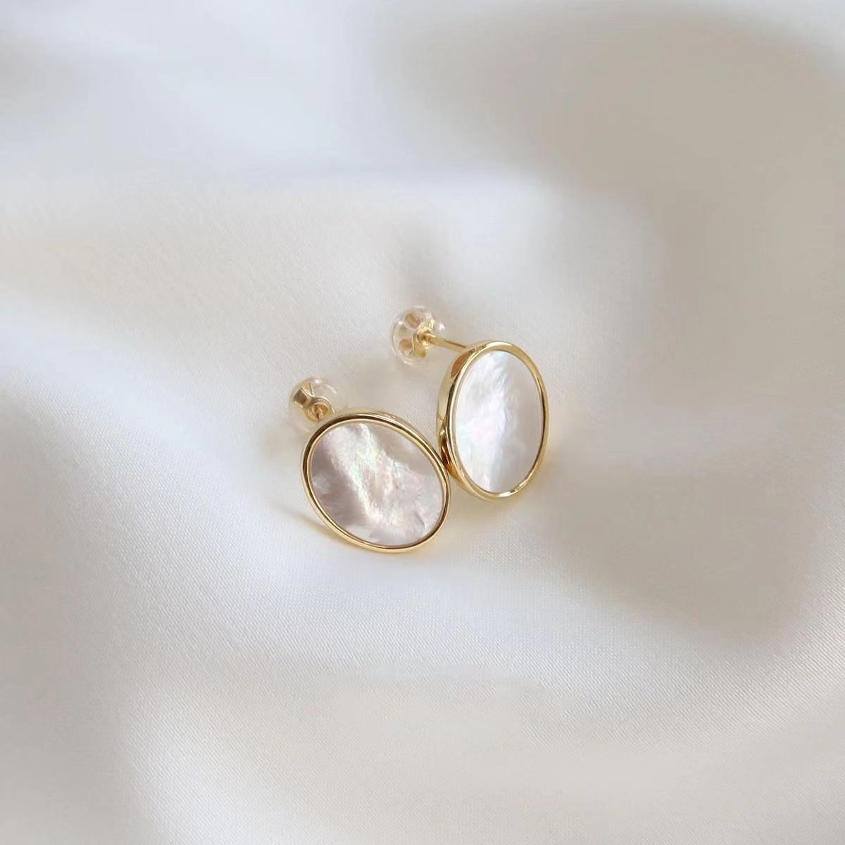 Natural White Shell Stud Earrings Silver Plated For Women - A Pair Of Ear Studs - electronic accessories