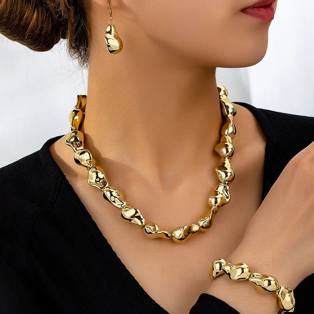 New Shaped Pearl Necklace Bracelet Ear Studs Suit Vintage - electronic accessories