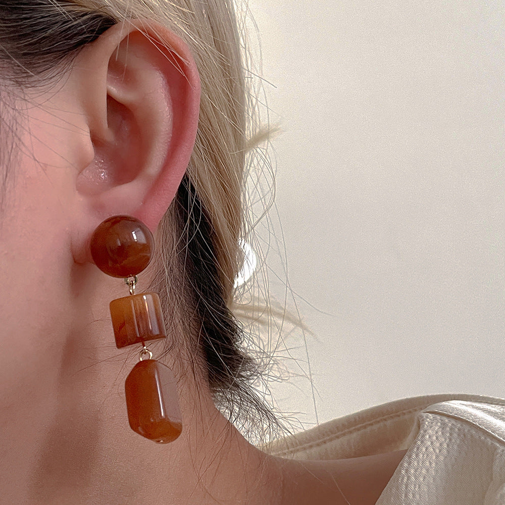 Niche Retro Design Resin Earrings - electronic accessories