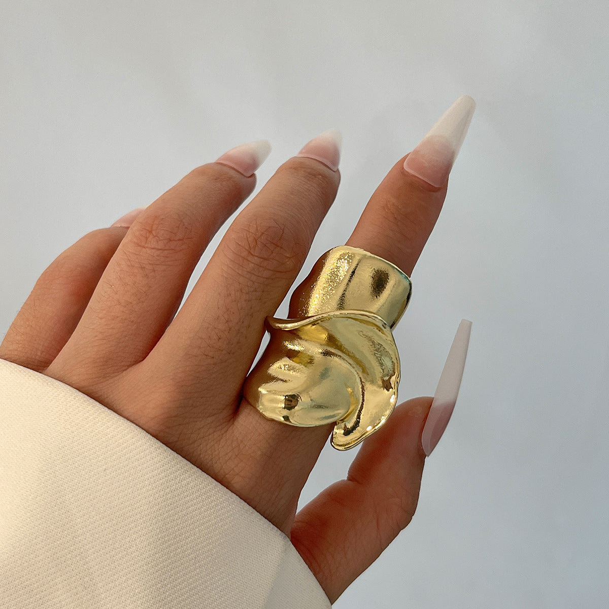 Ornament Hip Hop Style Irregular Glossy Twisted Ring - 01 Light Gold 0778 - electronic accessories