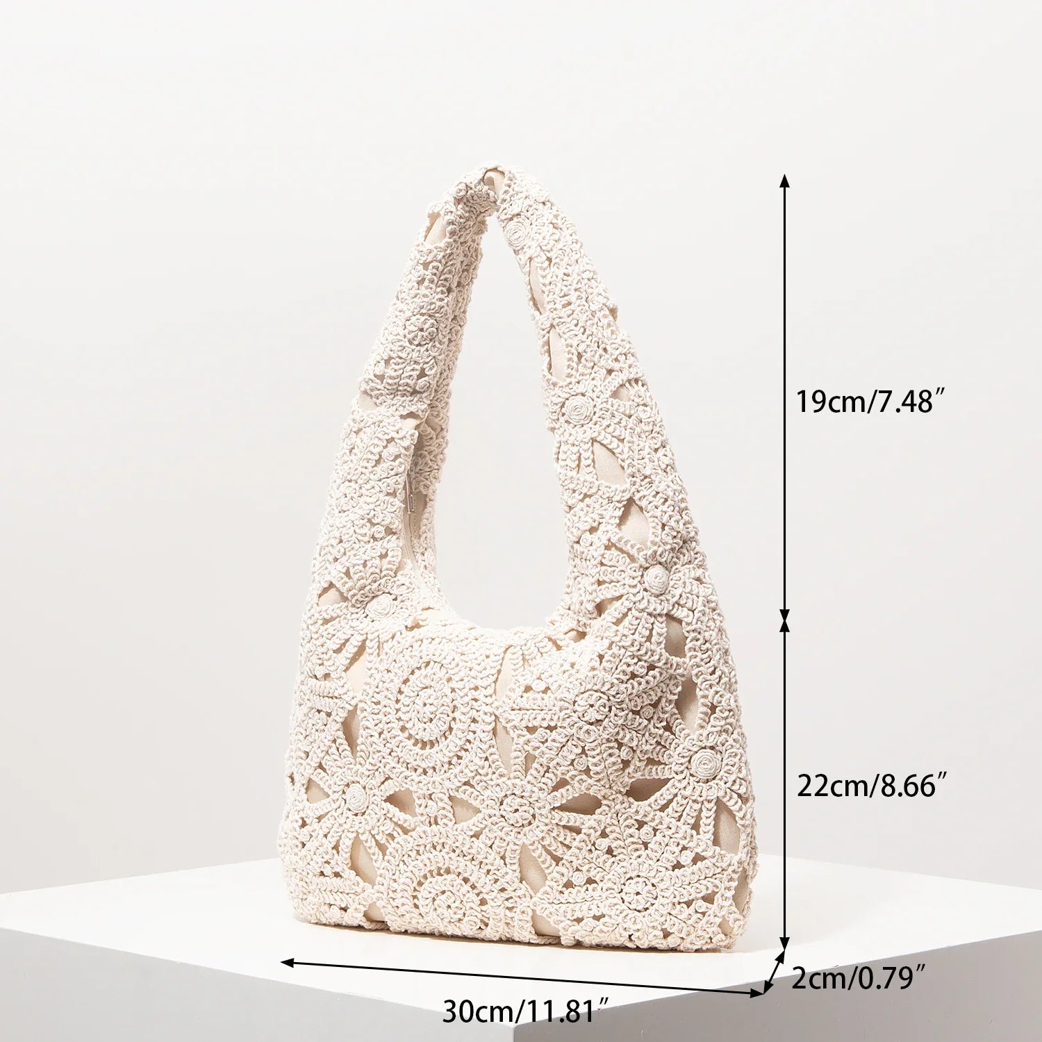 Pattern Hollow Woven Shoulder Bag