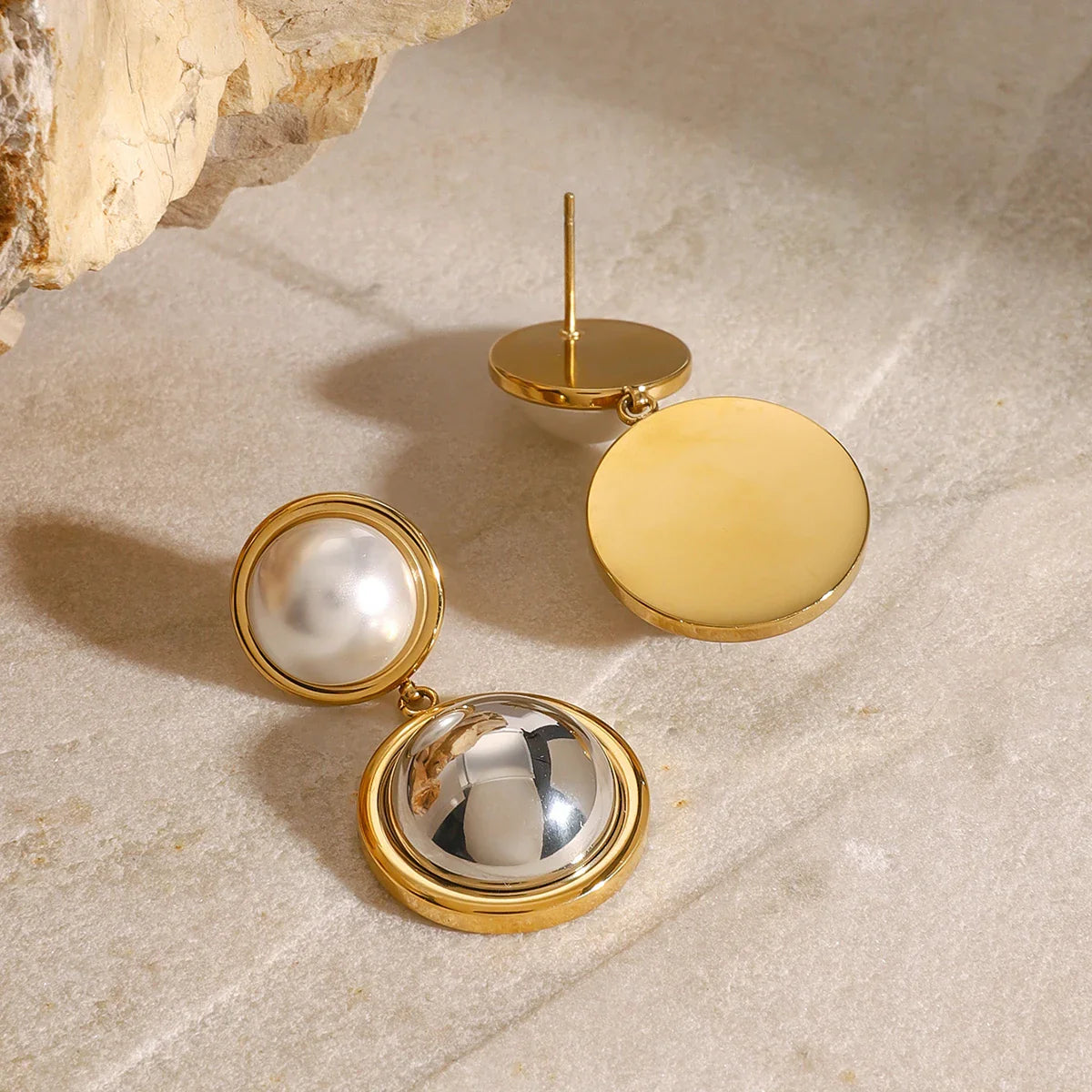 Pearl Two tone Round Earrings - JDE2410019-PS