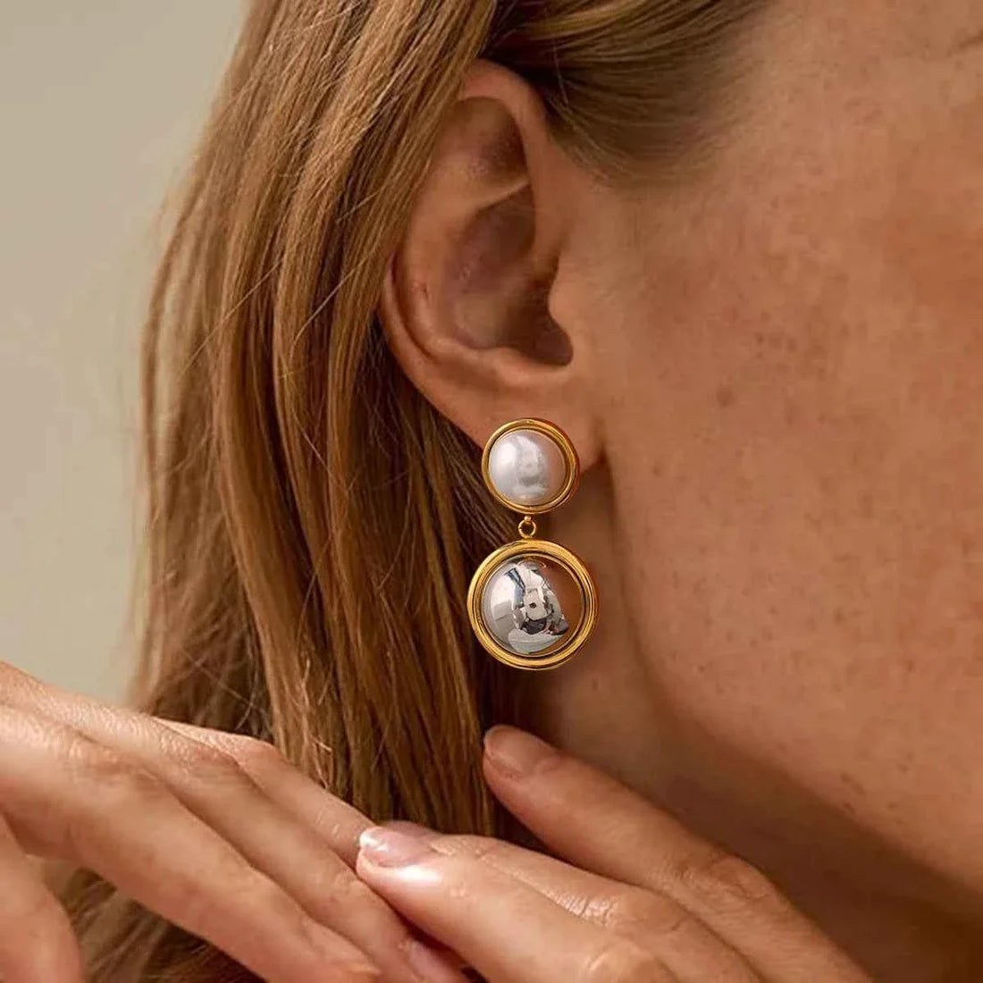 Pearl Two tone Round Earrings