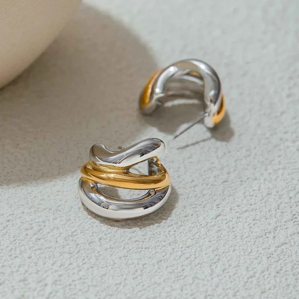 Plated Stainless Steel Double Color Irregular Hollow Line Ears Studs