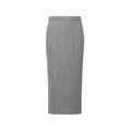 Pleated Hip Hugging Slim Half Skirt - Gray / One Size