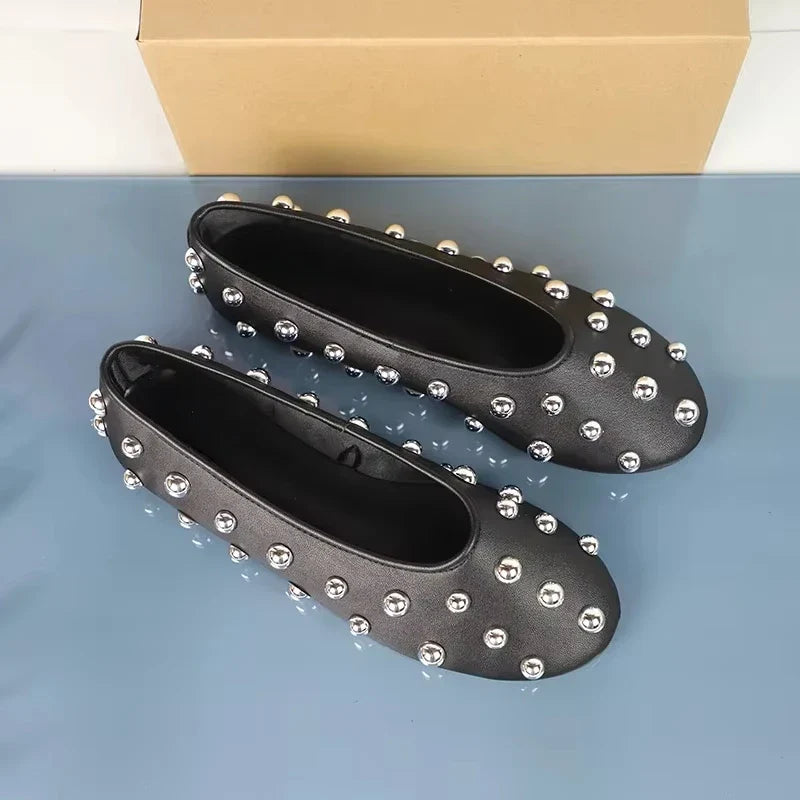 Retro Black Rivet Ladies Ballet Flats Soft Leather Round Toe