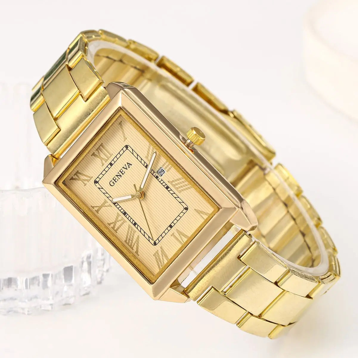 Retro Simple Stylish Square Dial Calendar Quartz Watch - Gold - electronic accessories
