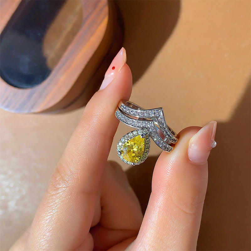 Ring Full Diamond V Word Fashion Fully-inlaid Yellow - KYRA01231 / 10 Yards - electronic accessories