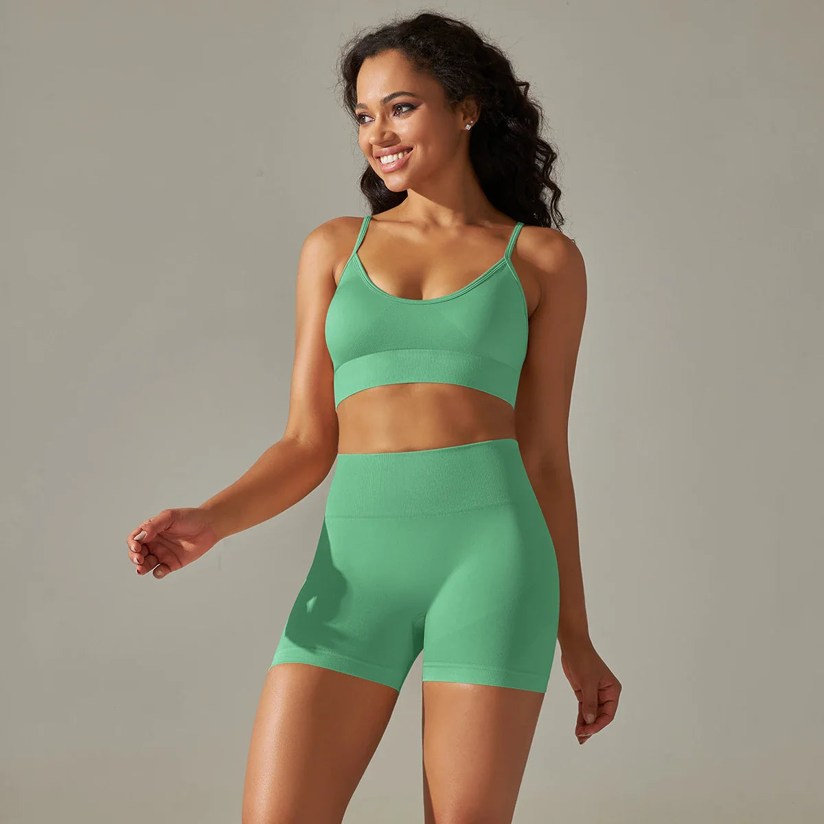 Seamless Yoga Set Camisole Bra Shorts - Light Green / XL