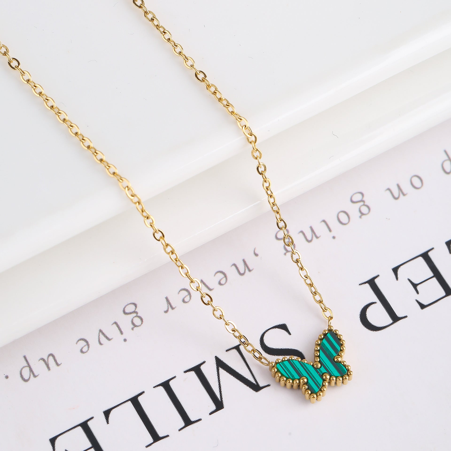 Simple Fashion Personality Temperament Butterfly Necklace - Green - electronic accessories