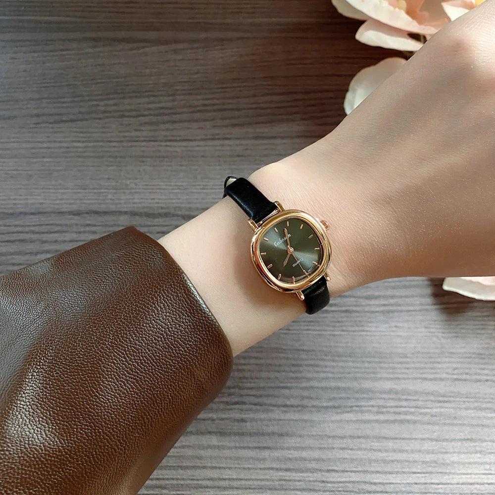 Square Exquisite Girls’ Watch Brown Strap Simple and Versatile - Black