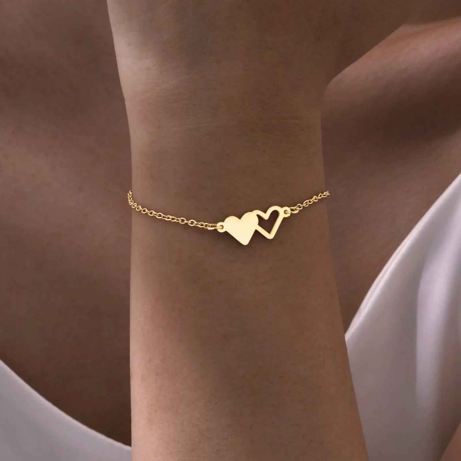 Stainless Steel Doppel Herz Bracelet Gold Women’s - BR 918G - electronic accessories