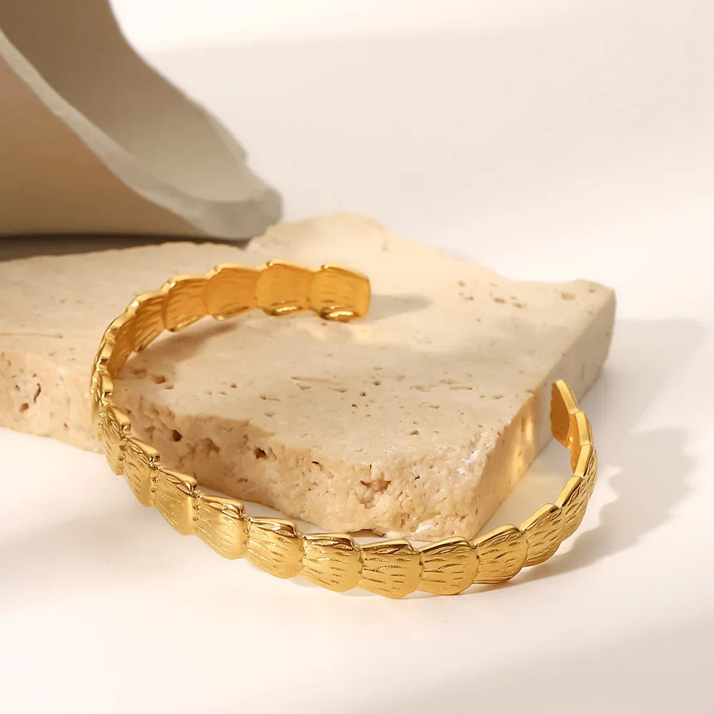 Stainless Steel Open Bracelet for Women - JDB2012629 / 17.5cm