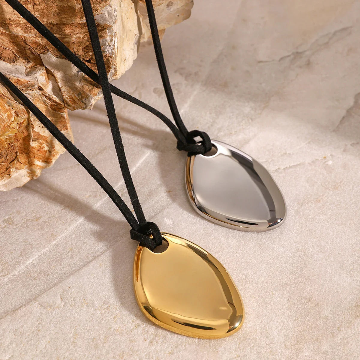 Stainless Steel Personalized fashion Irregular Glossy Pendant