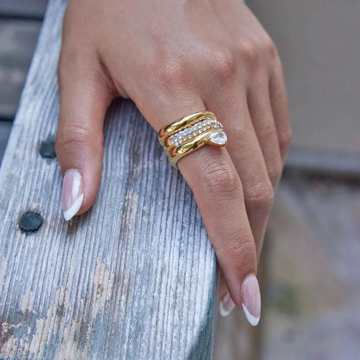 Stainless Steel White Zircon Wave Ring