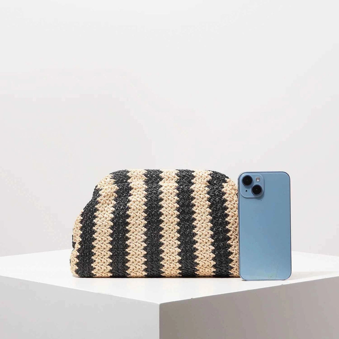 Striped Contrasting Color Knitted Ladies Clutch Bag