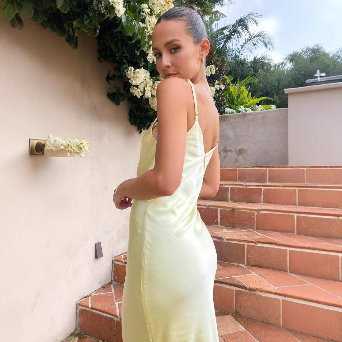 Style Women’s Backless Suspender Fishtail Skirt - electronic accessories