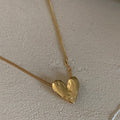 Sweet Cool Girl Heart-loving Vintage Necklace - Gold - electronic accessories
