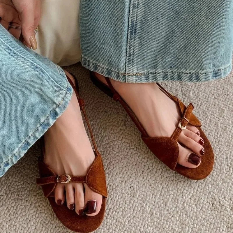 Vintage Line Flat Sandals - brown / 38