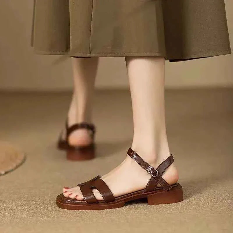 Woman Flat Sandals