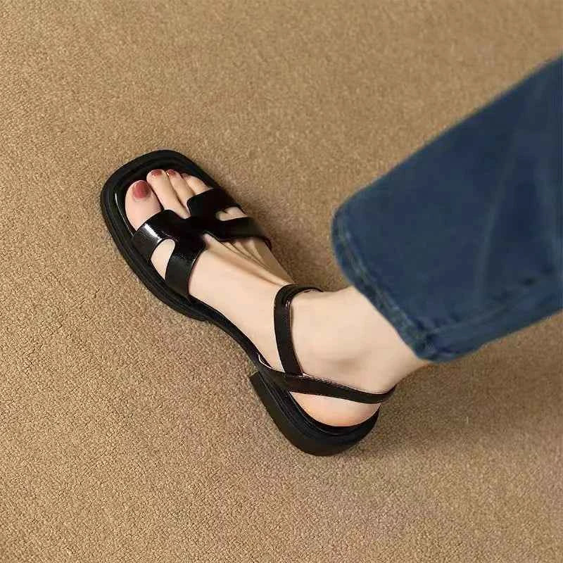 Woman Flat Sandals