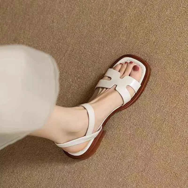 Woman Flat Sandals