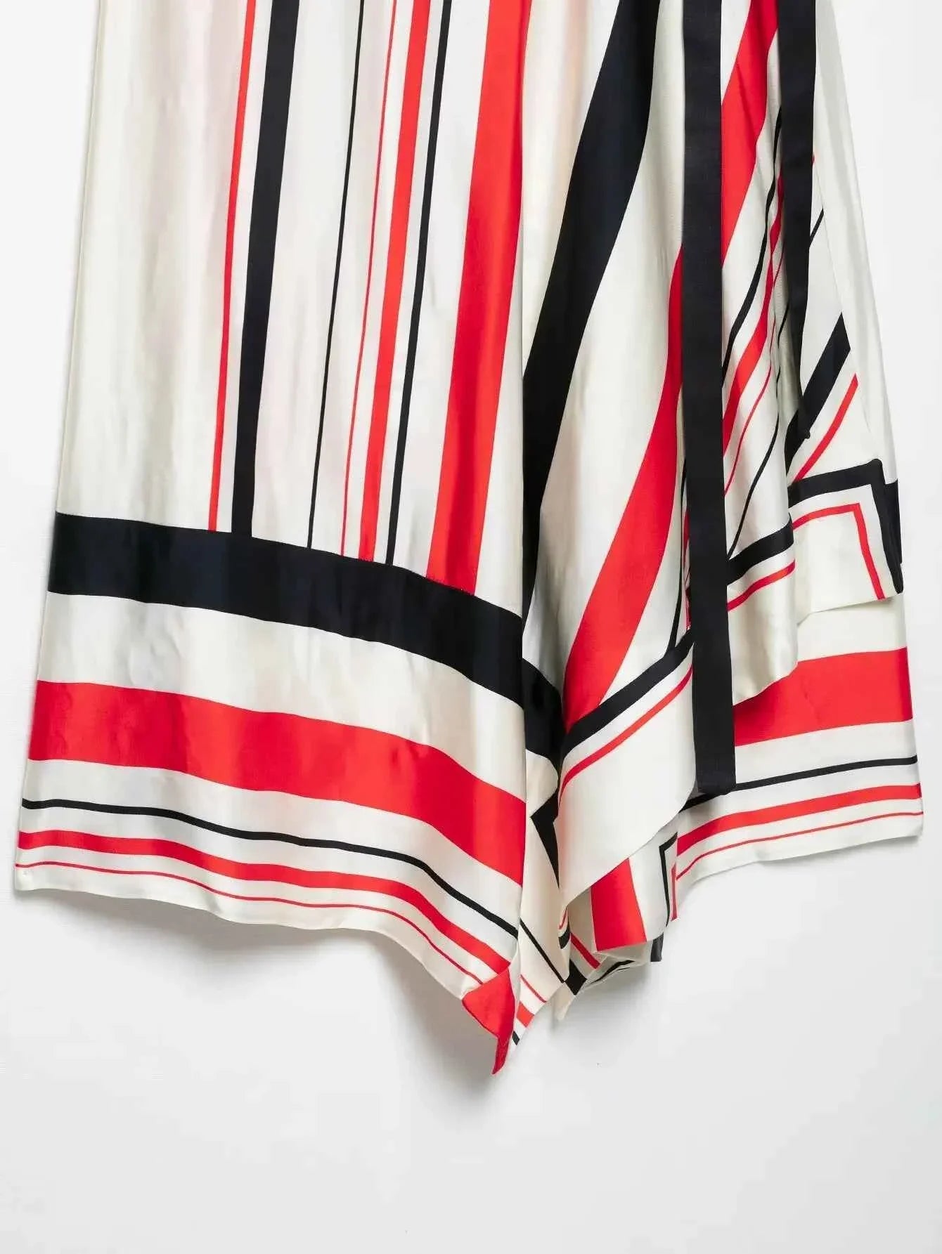 Women Fashion Color Matching Striped Print Asymmetrical Skirt