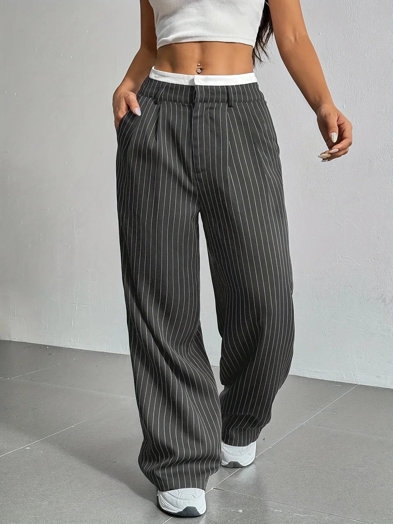 Women Stripes Printed Full Length Pants - GRAY / M