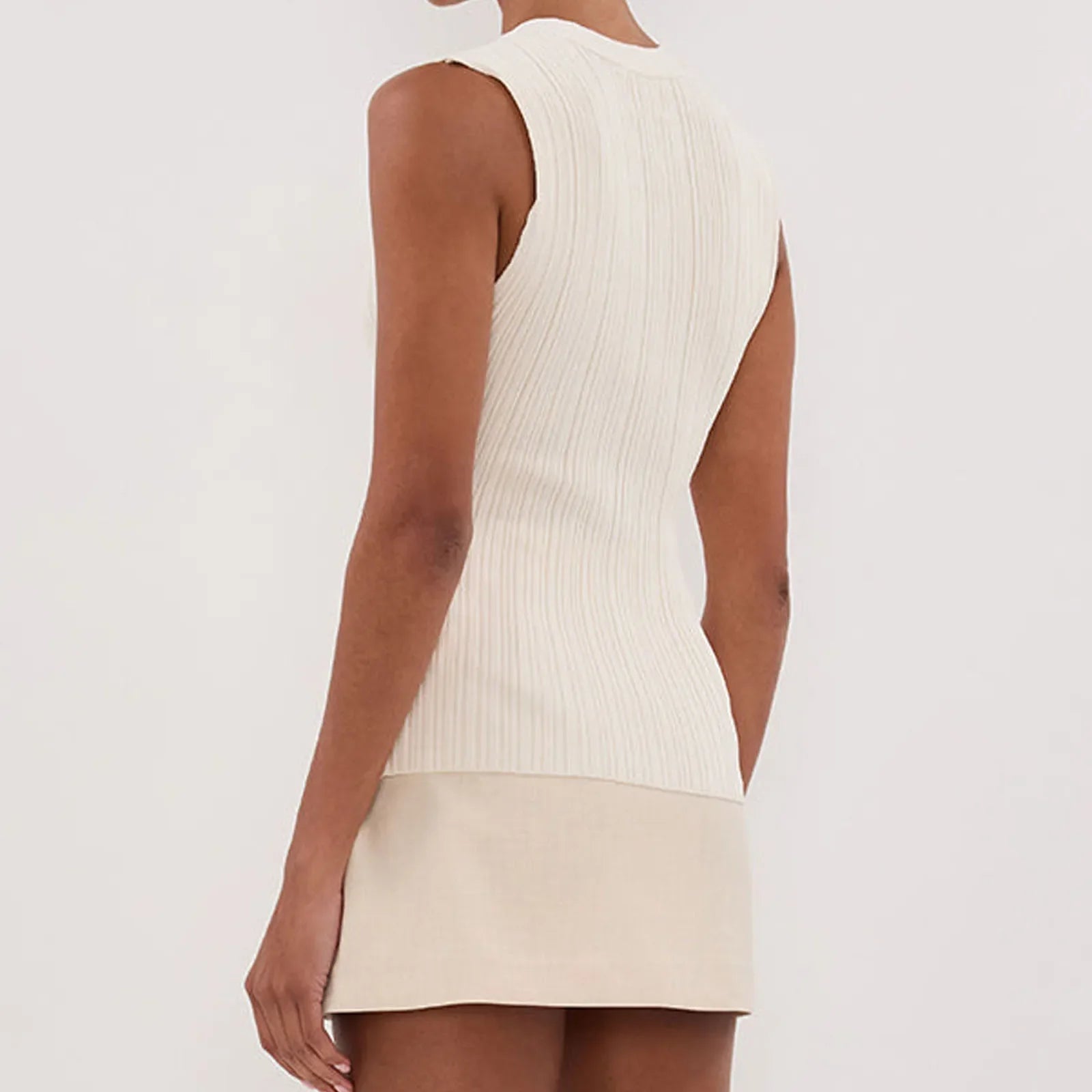 Women’s Crew Neck Knit Vest