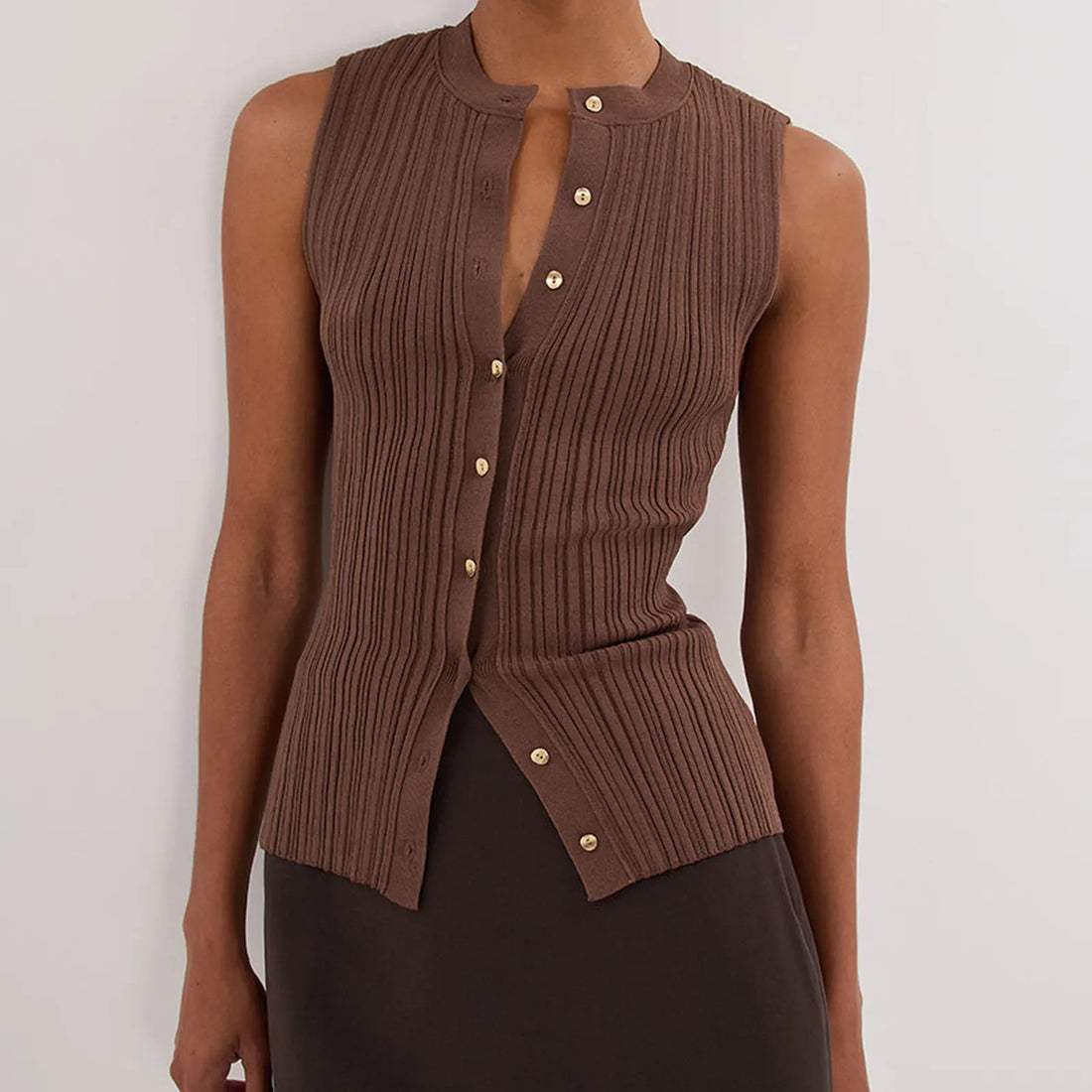 Women’s Crew Neck Knit Vest - Coffee / L