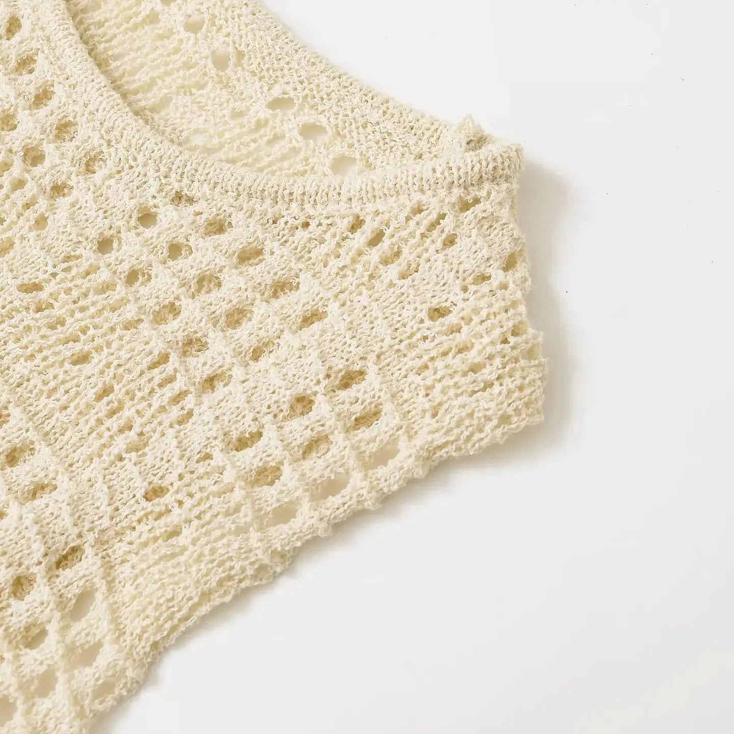 Women’s Hollow Knitted Vest Slim-fit Round Neck Sleeveless