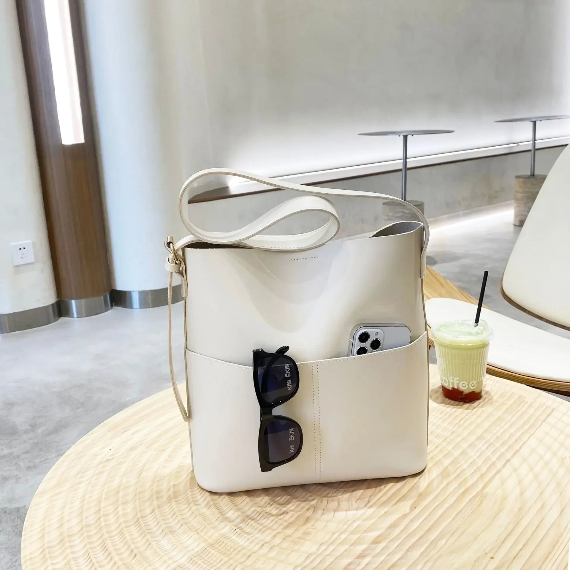 Women’s Leather Shoulder Bucket Bag