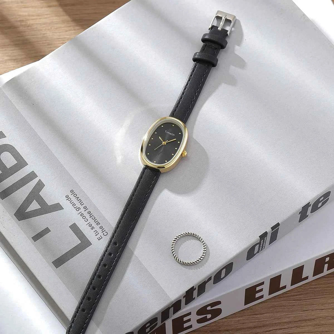 Women's Literary Belt Casual Retro Small Square Quartz Watch