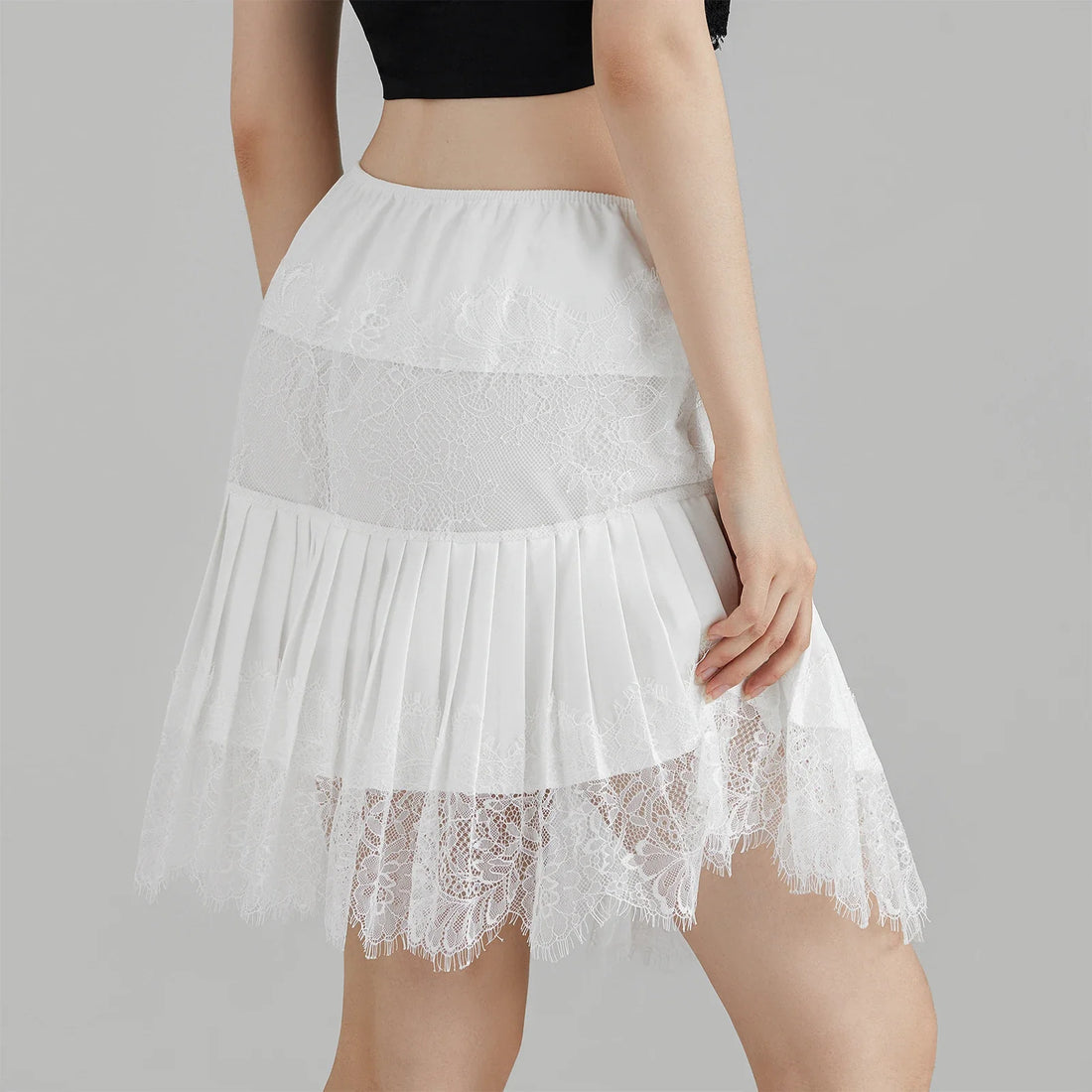 Women’s Mini Skirts Mid-Rise Pleated Lace Skirt